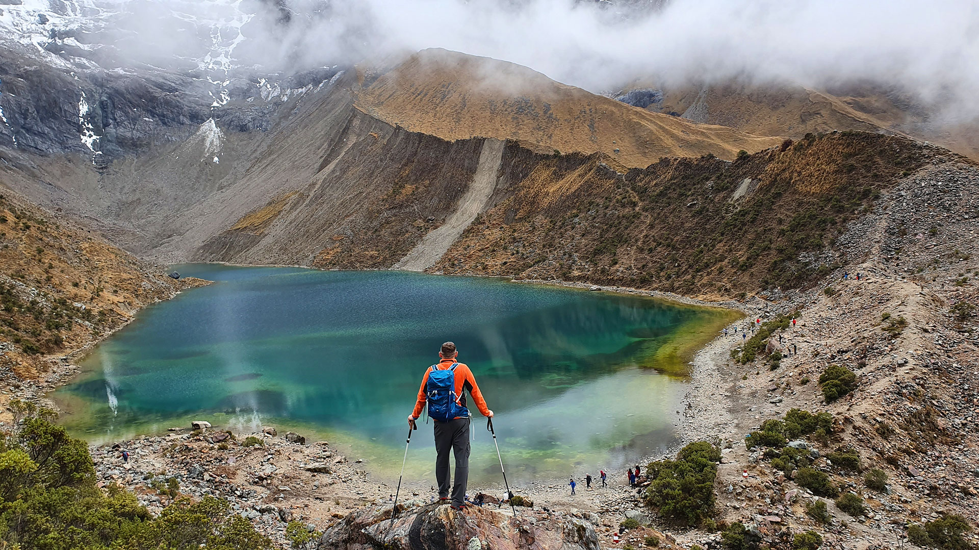 Humantay lake